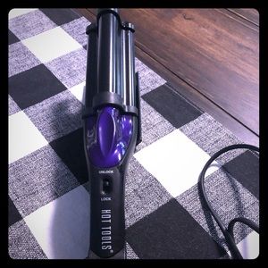 Hot Tools ceramic waver